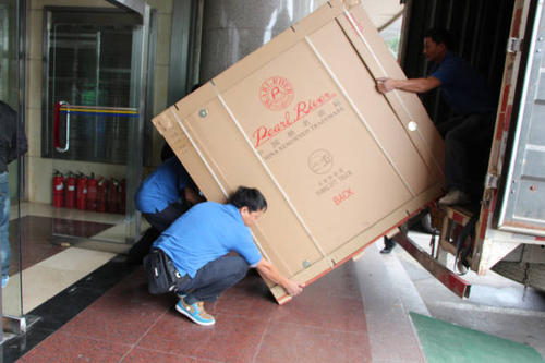 安阳钢琴贵重工艺品无忧运